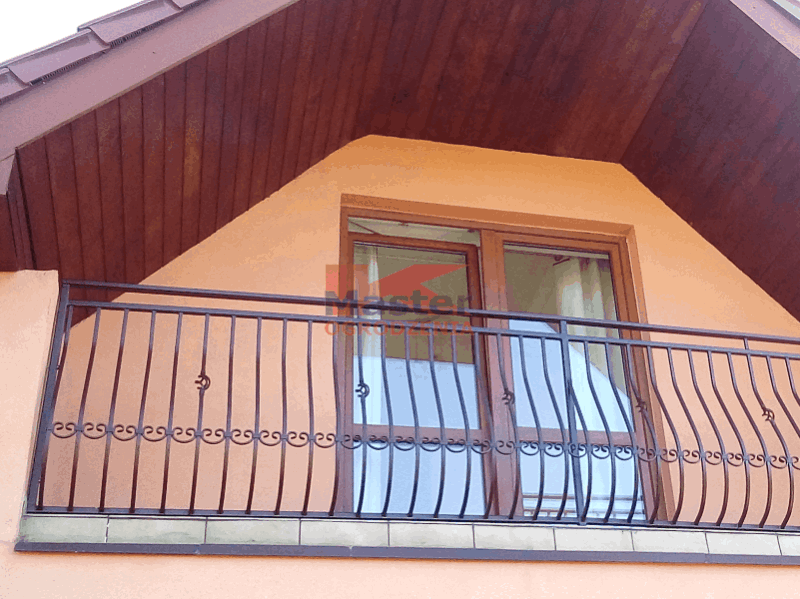 balustrada balkonowa wrocław z brzuszkiem wypukła stylowa