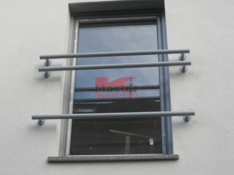 balustrada okienna francuska pozioma metalowa rury wrocław
