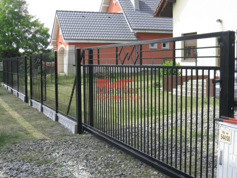 ogrodzenie metalowe panelowe mieszane brama przesuwna wrocław
